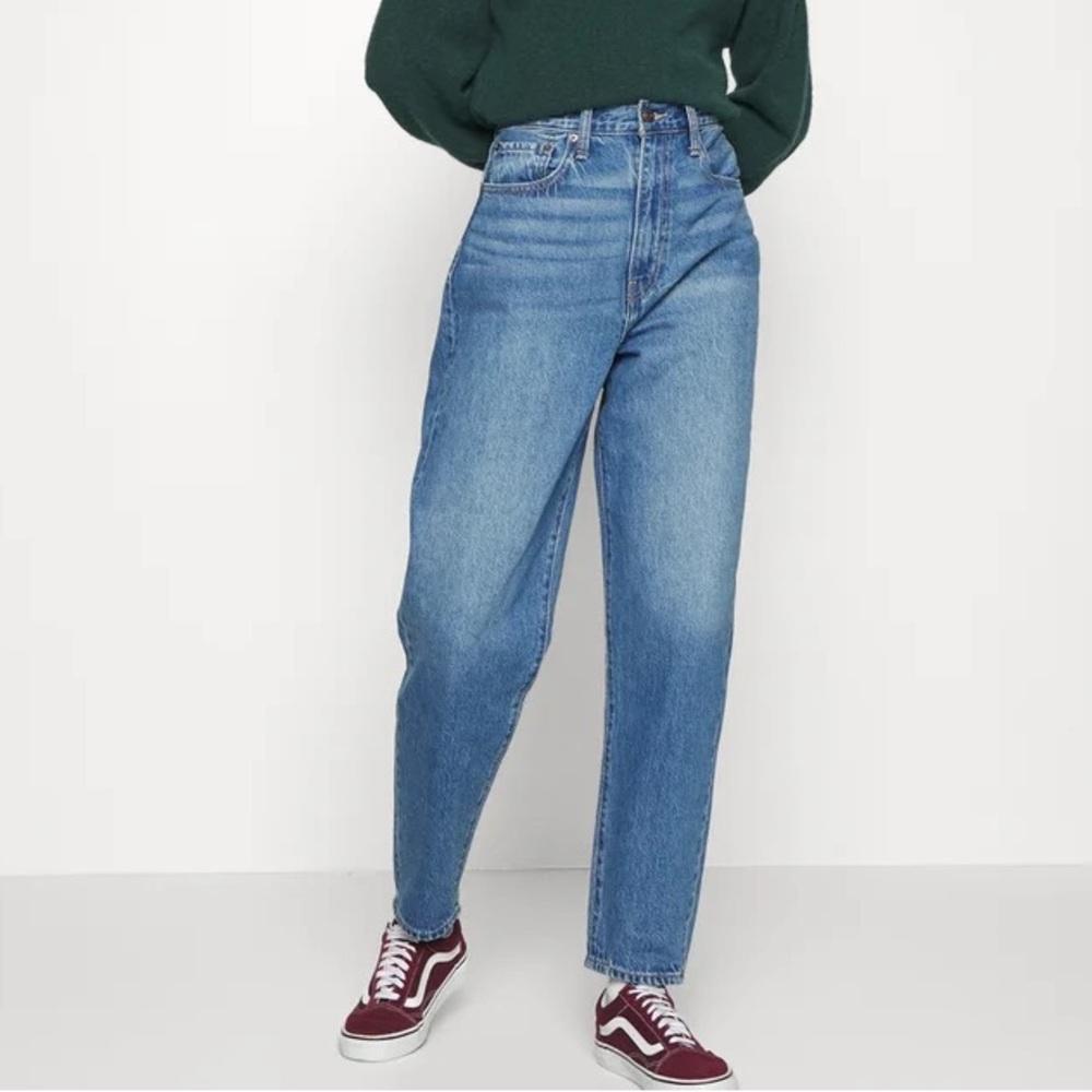 Levi’s High Loose Taper Jeans